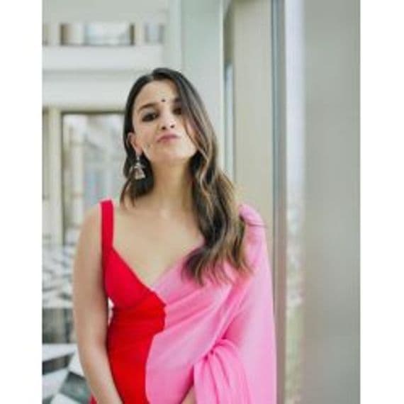 - Alia Bhatt Inspired Pink Red Georgette Saree - image 5 | Saree Palace Germany | Bazaa