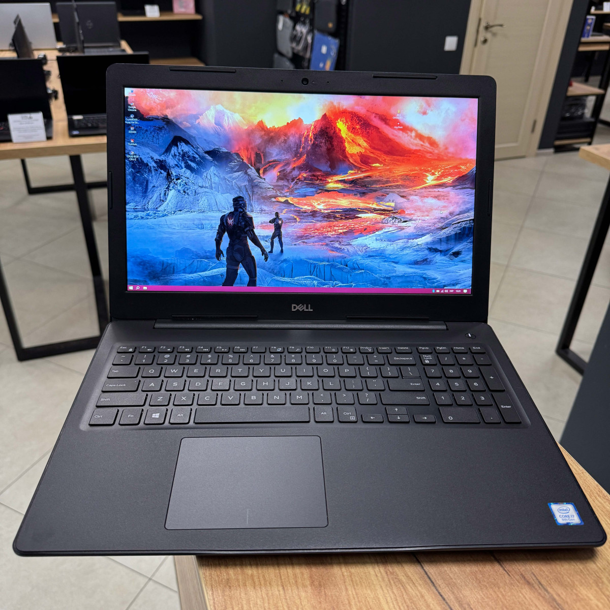 Игровой ноутбук Dell Latitude 3590/15.6" FullHD/ Intel Core i7 8550U (4 ...