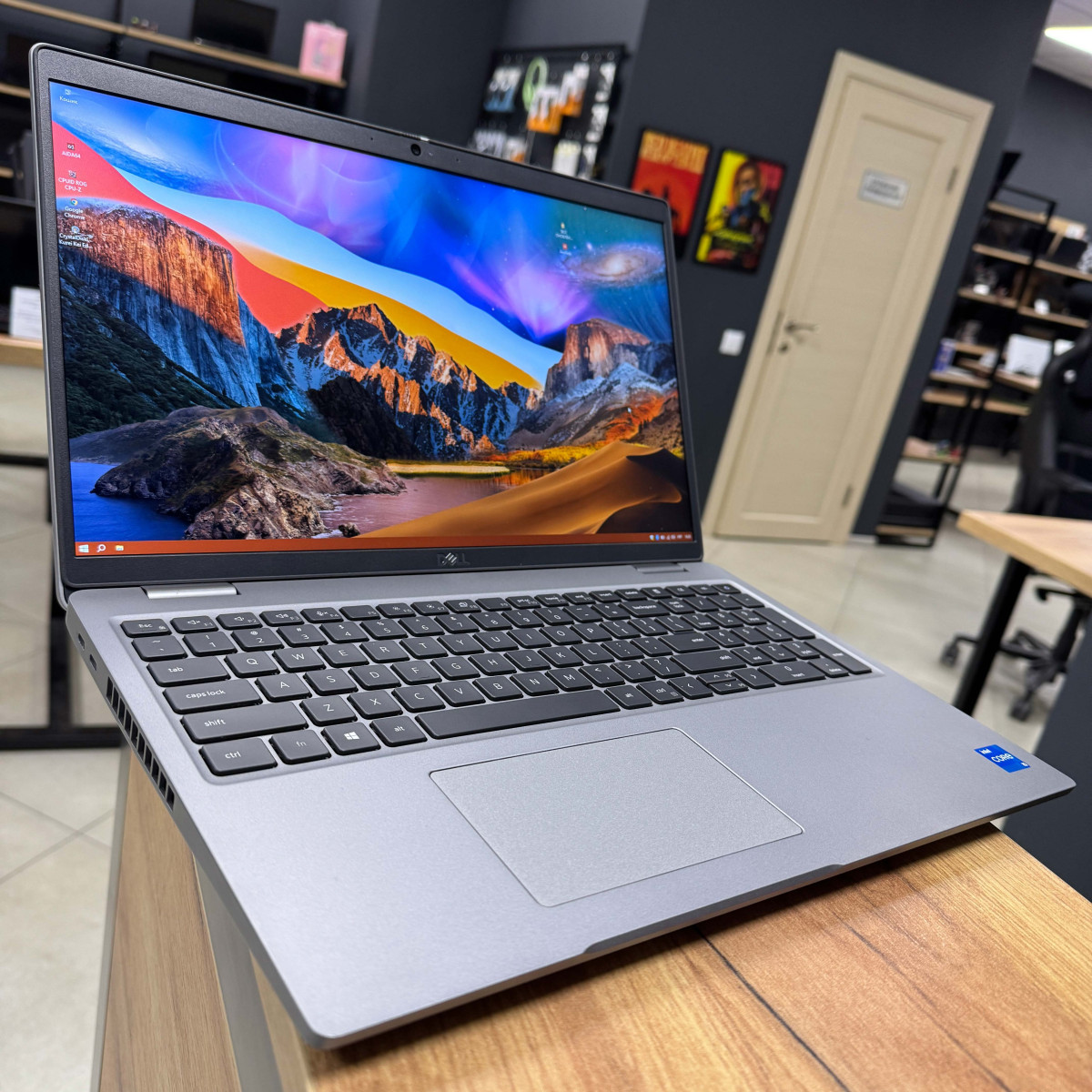 Ноутбук Dell Latitude 5520/15.6" FullHD, IPS/ Intel Core i5 1145G7 (4 ...