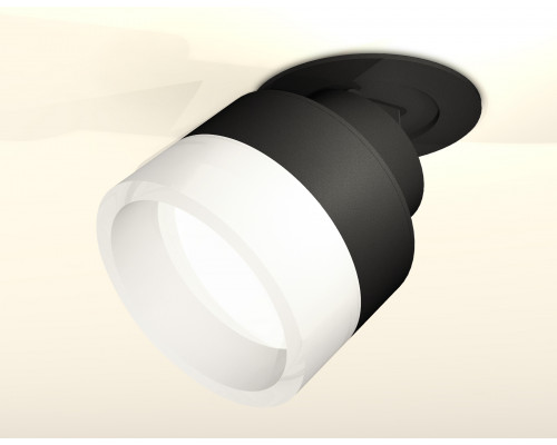 Дополнительное фото Светильник спот Ambrella Light Techno Spot XM8102520 (A2242, A2106, C8102, N8401): Купить в Интернет магазин освещения GCSVET.RU