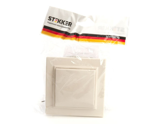 Дополнительное фото Розетка 1-местная с крышкой Stekker PST16-9012-02 с защитной шторкой 39238: Купить в Интернет магазин освещения GCSVET.RU
