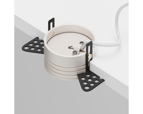 Дополнительное фото Крепление для встраиваемого монтажа Maytoni Accessories for pendant PA001-TRS-W: Купить в Интернет магазин освещения GCSVET.RU