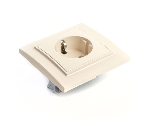 Дополнительное фото Розетка 1-местная Stekker PST16-9010-02 с защитной шторкой 39236: Купить в Интернет магазин освещения GCSVET.RU
