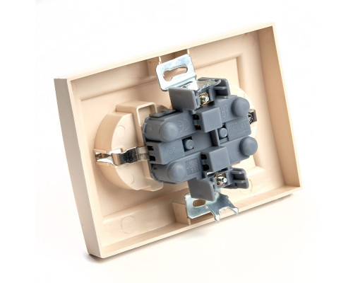 Дополнительное фото Розетка 2-местная Stekker PST16-9014-02 с защитной шторкой 39240: Купить в Интернет магазин освещения GCSVET.RU