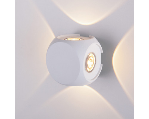 Дополнительное фото Настенный светильник Elektrostandard 1504 TECHNO LED CUBE белый 4690389147722: Купить в Интернет магазин освещения GCSVET.RU