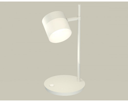 Основное фото Лампа настольная Ambrella Light Traditional (C9801, N8402) XB9801204: Купить в Интернет магазин освещения GCSVET.RU