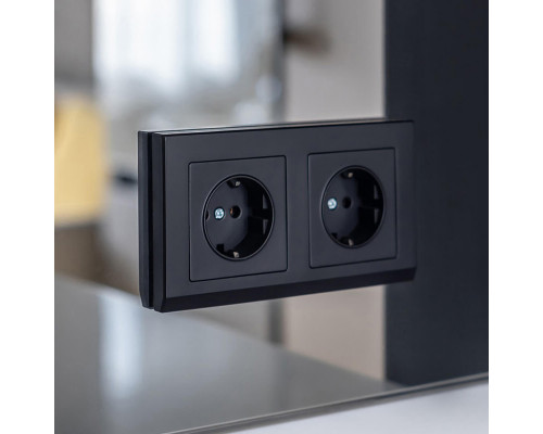 Дополнительное фото Рамка Werkel Stark на 2 поста черный W0021808 4690389161827: Купить в Интернет магазин освещения GCSVET.RU