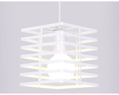 Основное фото Светильник подвесной Ambrella Light Traditional TR8410: Купить в Интернет магазин освещения GCSVET.RU