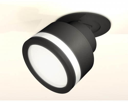 Дополнительное фото Светильник спот Ambrella Light Techno Spot XM8102522 (A2242, A2106, C8102, N8415): Купить в Интернет магазин освещения GCSVET.RU