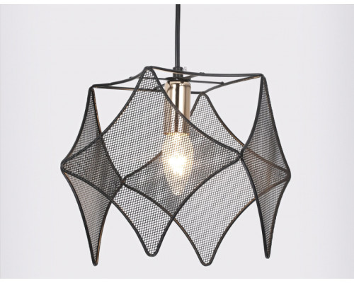 Основное фото Светильник подвесной Ambrella Light Traditional TR8421: Купить в Интернет магазин освещения GCSVET.RU