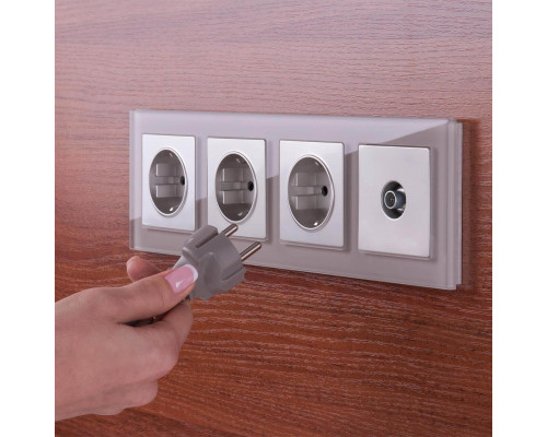 Дополнительное фото Рамка на 4 поста Werkel Favorit дымчатый W0041117 4690389160042: Купить в Интернет магазин освещения GCSVET.RU
