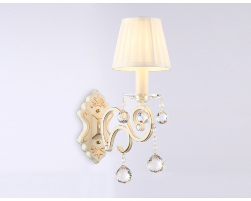 Основное фото Настенный светильник Ambrella Light Traditional TR4562: Купить в Интернет магазин освещения GCSVET.RU