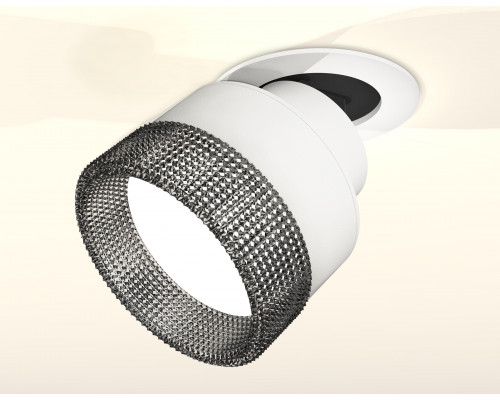 Дополнительное фото Светильник спот Ambrella Light Techno Spot XM8101541 (A2241, A2105, C8101, N8484): Купить в Интернет магазин освещения GCSVET.RU