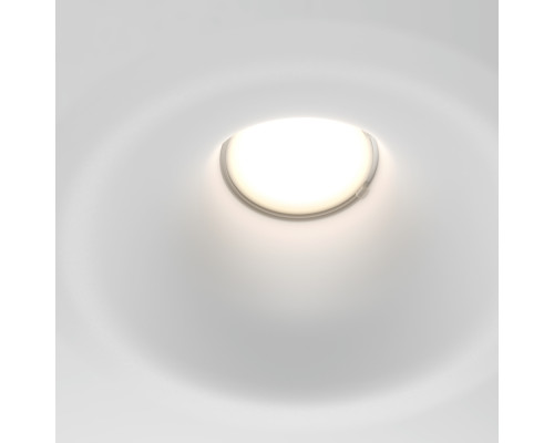 Дополнительное фото Светильник встраиваемый Maytoni Technical Downlight Gyps Modern DL002-1-01-W-1: Купить в Интернет магазин освещения GCSVET.RU
