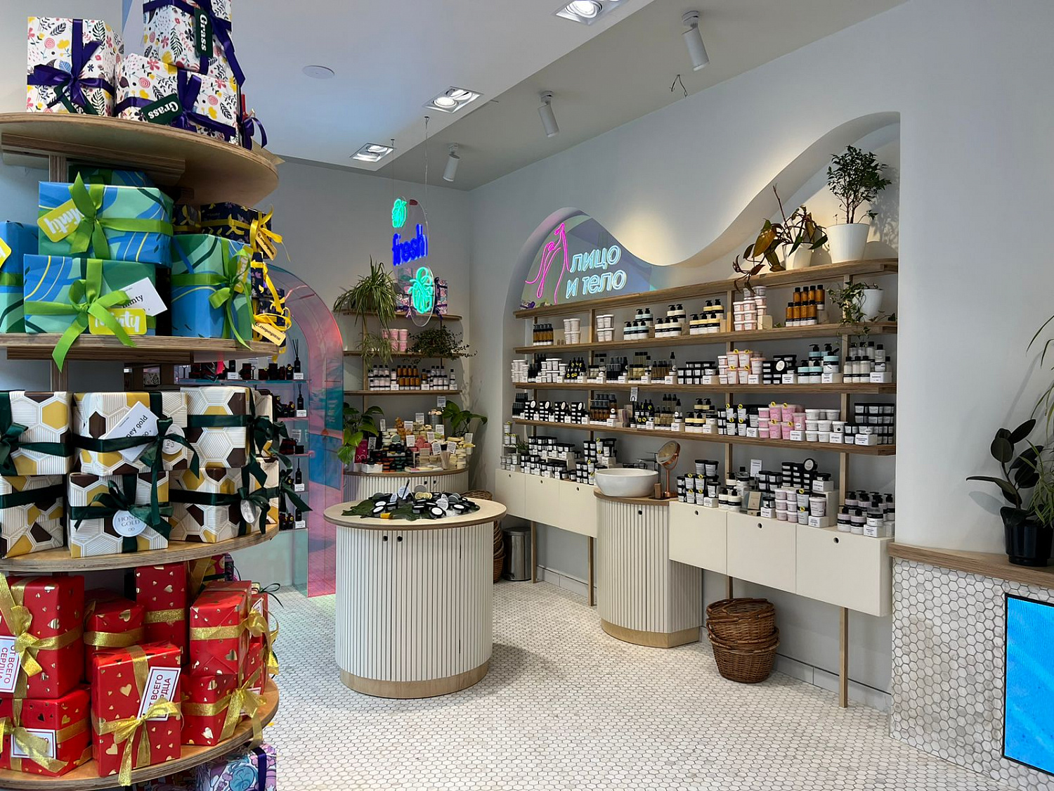 Проект магазина Oomph