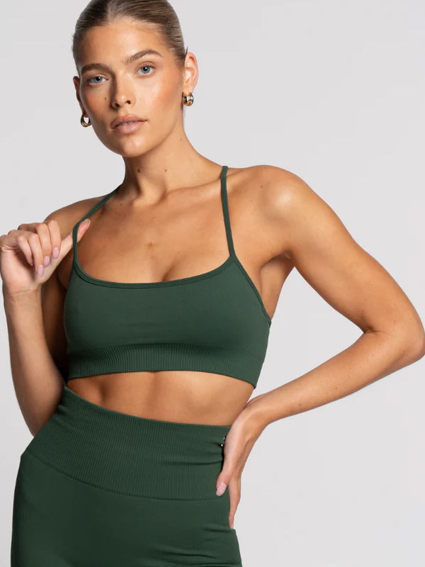 Seamless Crop Emerald