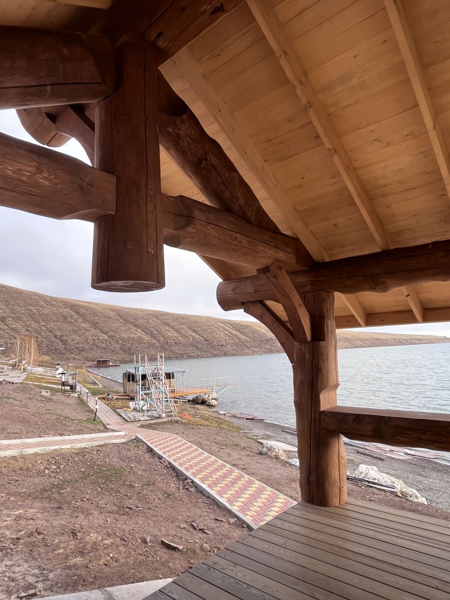 Беседка из дерева