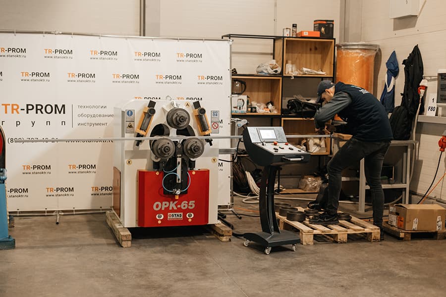Демозал компании ТР-Пром - Оборудование для металлообработки