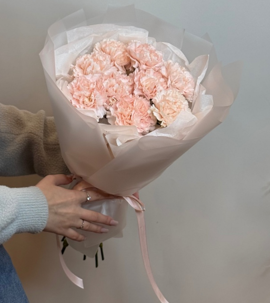 Букет из 9 диантусов