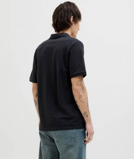 Polo Negro liso de manga corta para hombre con corte regular
