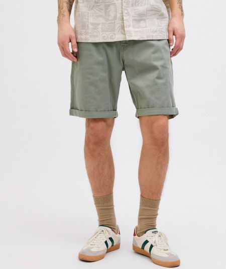 Shorts vaqueros de hombre corte regular con cinco bolsillos color agave