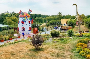 KOŁACINEK - Dinopark