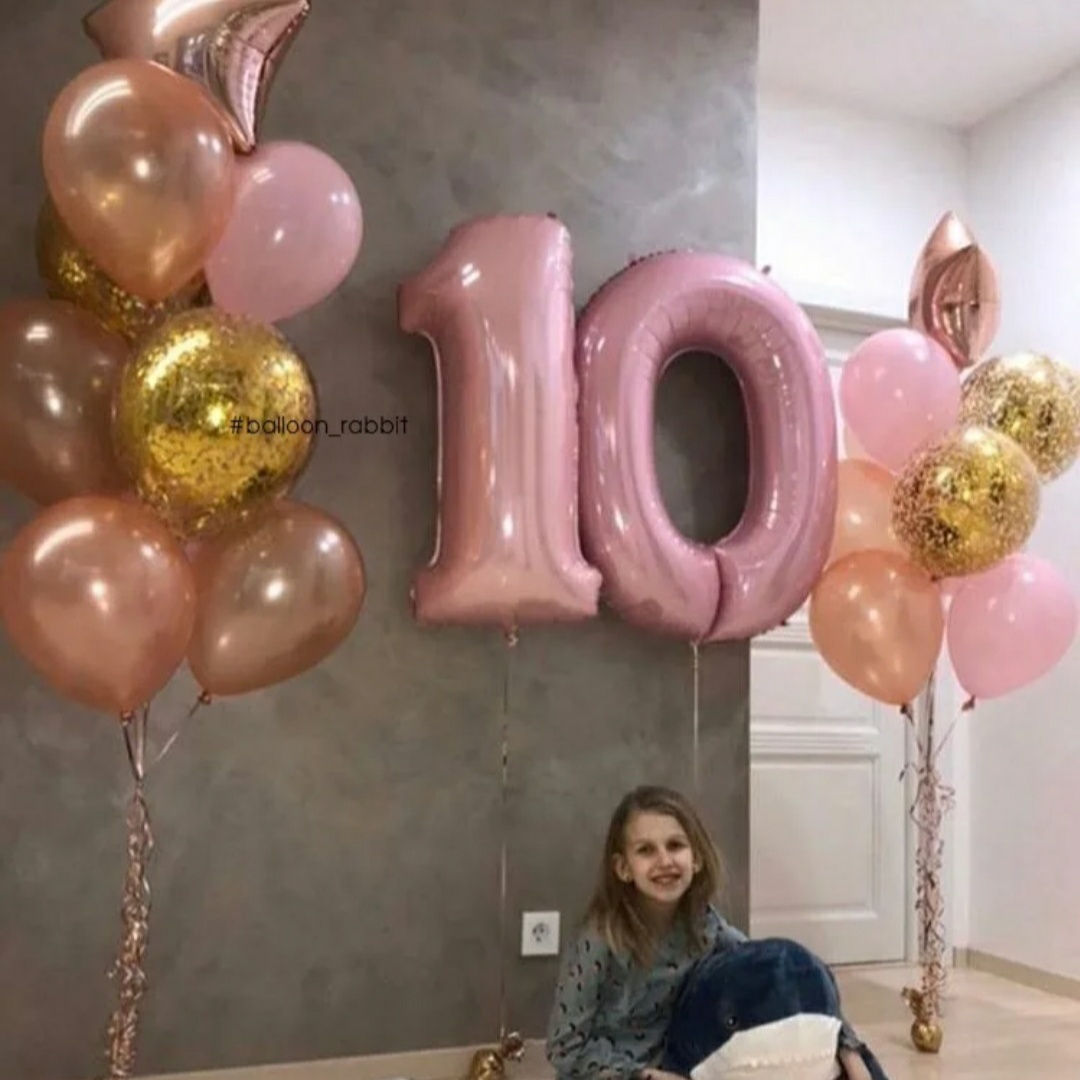 розовые цифры с 2 фонтанами