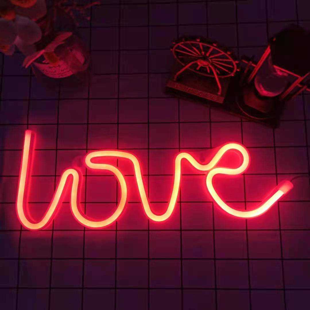 световая надпись love, 13*35 см. красный