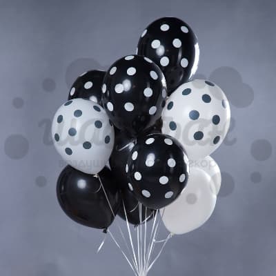 Облако из черно-белых шаров в горох