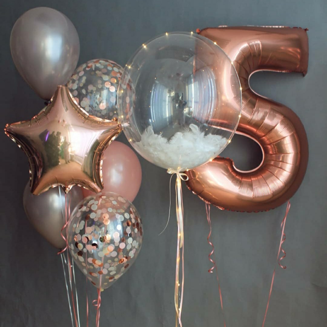 сет розовое золото с цифрой и баблс со светящейся гирляндой