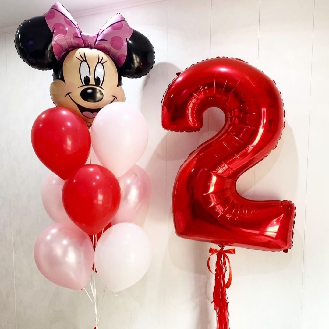 бело-красные шарики на 2 года с минни маус