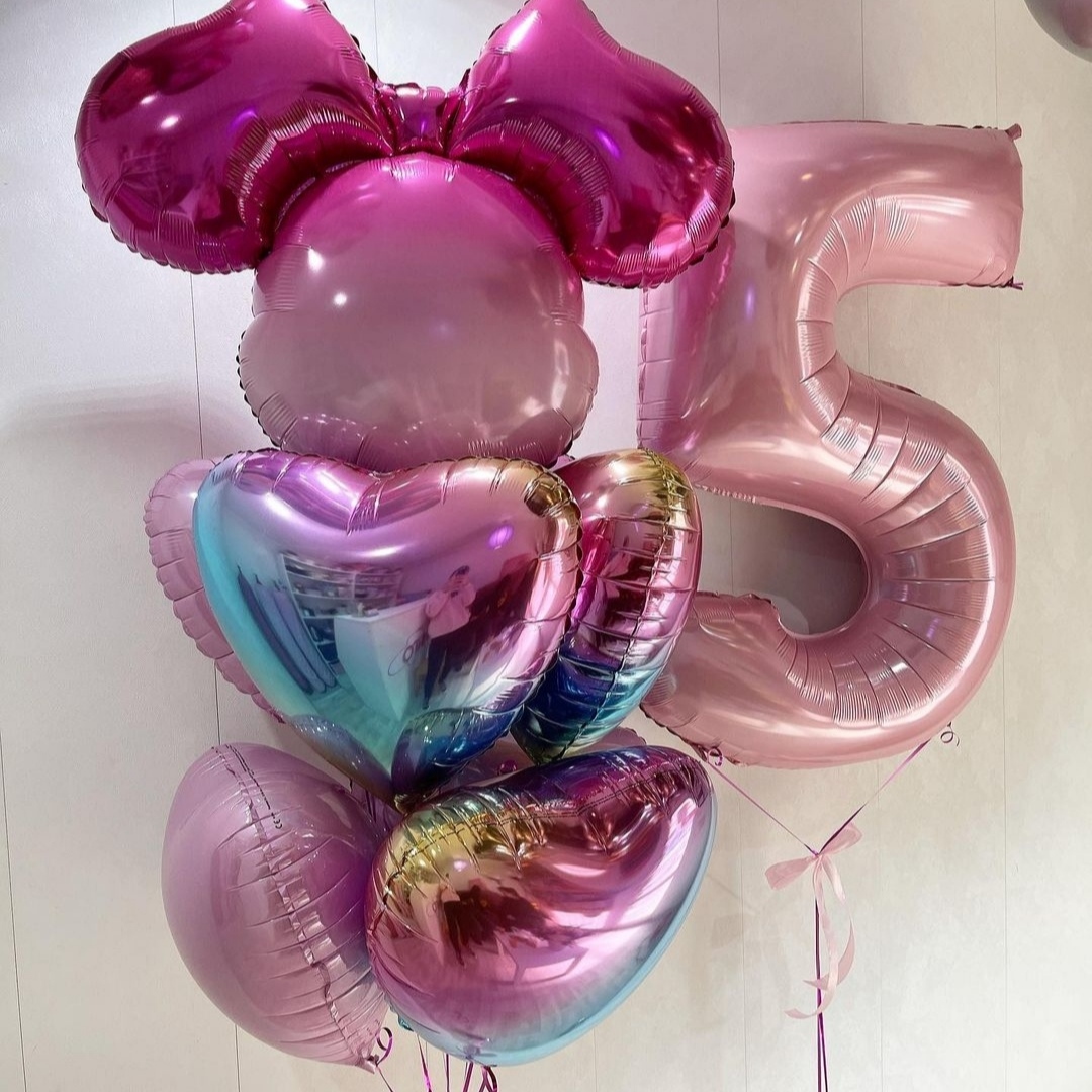 минни маус и фольгированные сердца на 5 лет