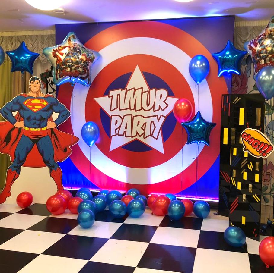 фотозона супергерои