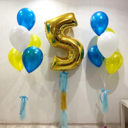 Разноцветные шарики с фольгированной цифрой на 5 лет