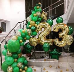 Фотозона из шаров на 23 февраля 