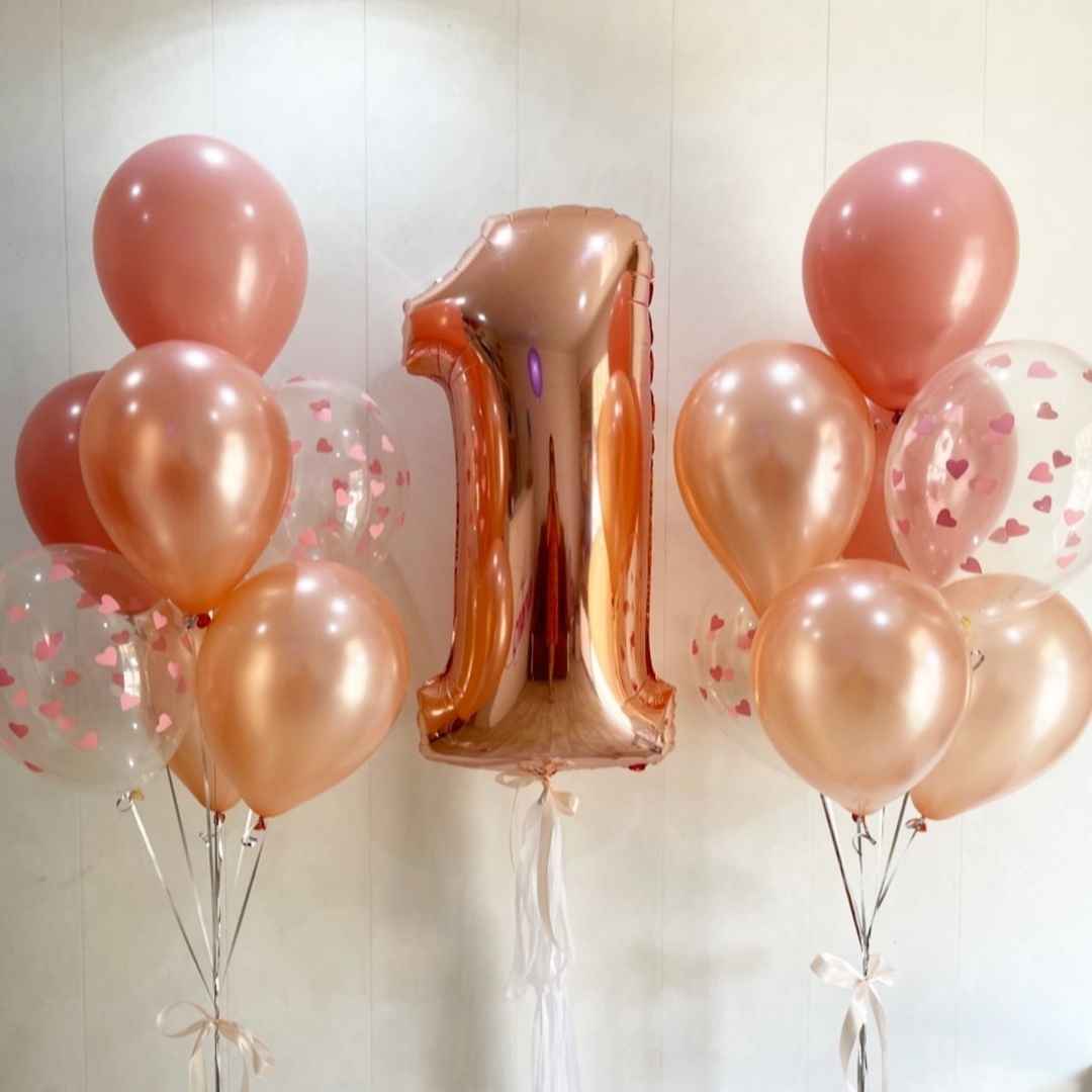 нежные персиковые шары на годик для девочки