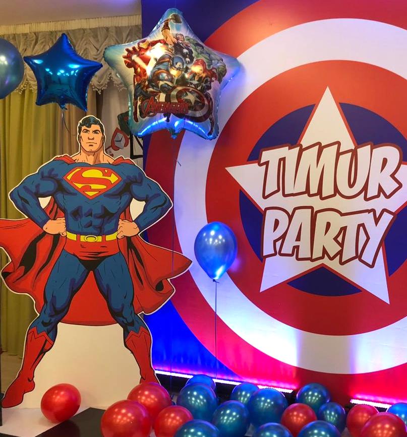 фотозона супергерои