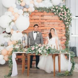 Фотозоны на свадьбу