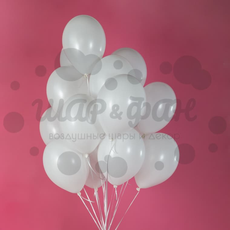 облако белых шаров