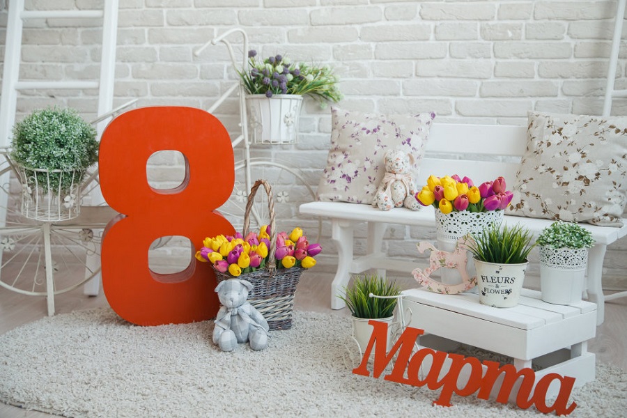 //cdn.optipic.io/site-106353/catalog/фотозона на 8е марта.jpg