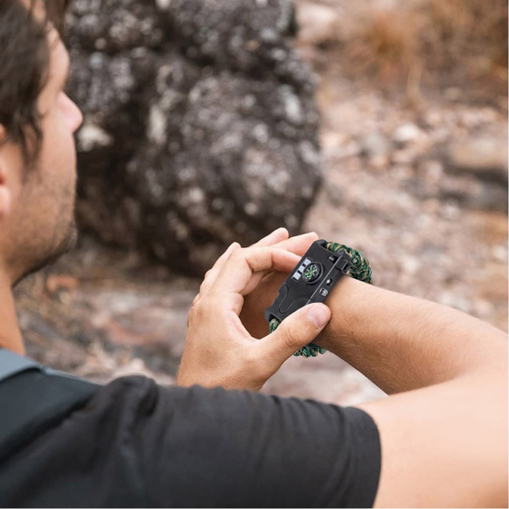 ALSANIDI, Multi-function Outdoor Survival Bracelet, Emergency Survival Bracelet, Green, Size 24*3.8*1.5 Cm