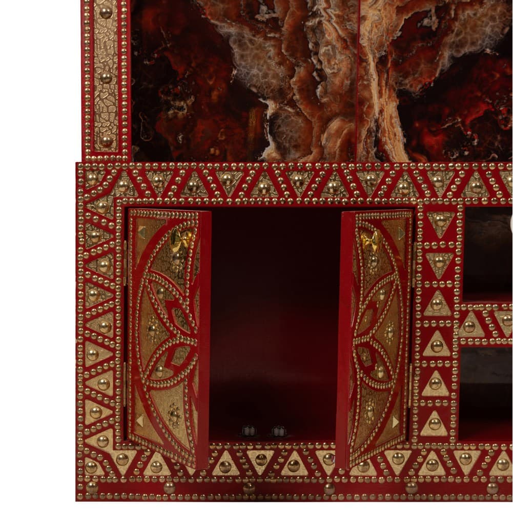 ALSANIDI, Kamar Storing and Displaying Pitchers and Jugs Cupboard , Kamar Wood, Red, Size 150*220 Cm