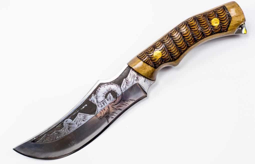 Разделочный охотничий нож
