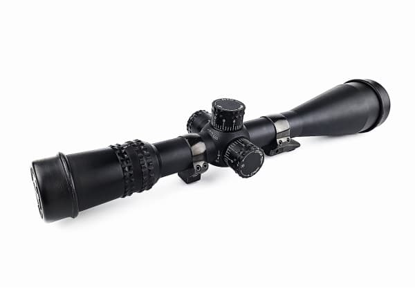 NIGHTFORCE NXS 8-32X56 (2)