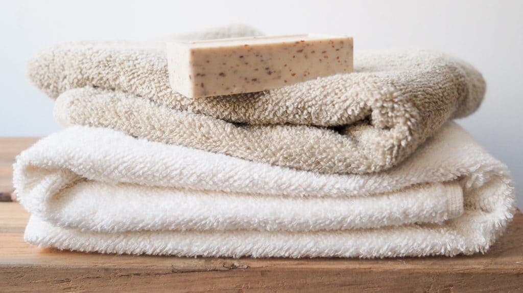 Стирка махровых полотенец: как сохранить мягкость после стирки
