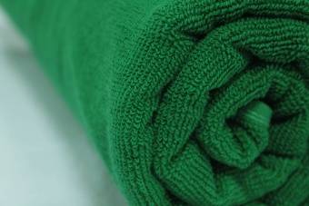 Гладкокрашеные полотенца Турция 70х140, 420 г/м, двойная крученая петля, пряжа 20/2 двунить, Турция Зеленый  - Proffitex