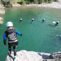 préparation-saut -en-canyoning