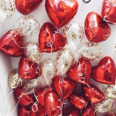 Заказ и доставка шариков Москва. 24/7 Мимо Дутти