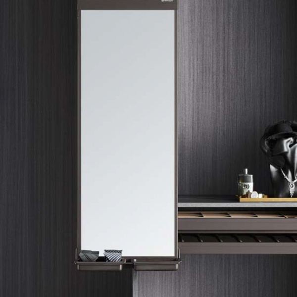 Выдвижное зеркало с доводчиком MOKA