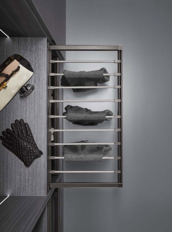 Выдвижная вешалка для брюк Unihopper 600 мм, c доводчиком, clip-on, Moka